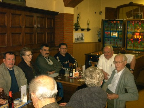 4-lun06.JPG